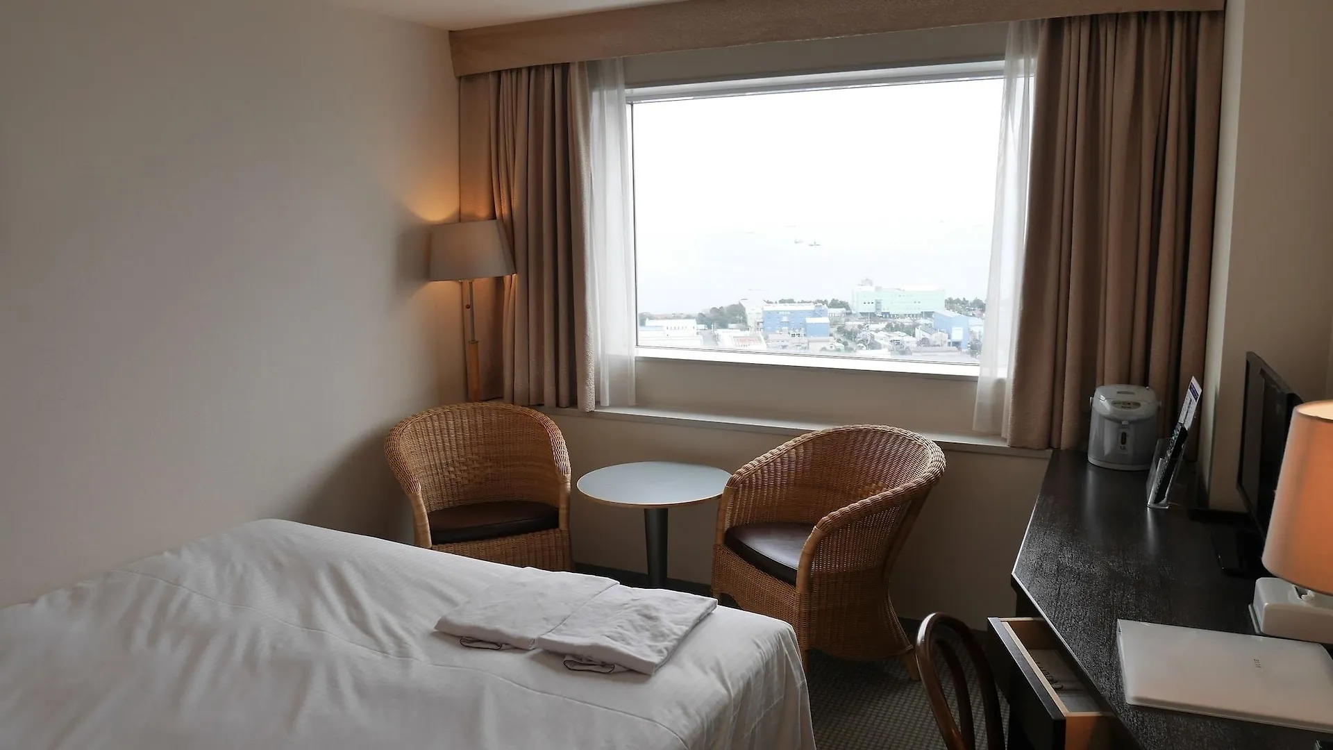 Yokohama Techno Tower Hotel 4*, Yokohama (Kanagawa) Japão